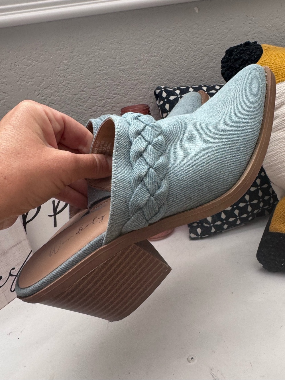 Denim pointed toe heeled mules - Picture 3 of 5